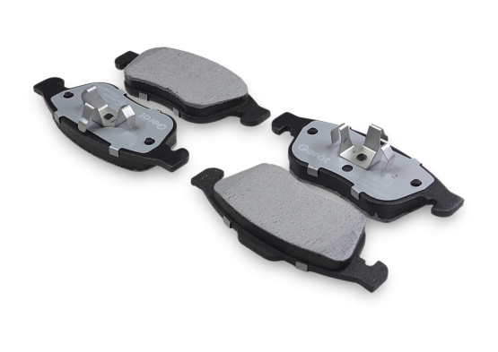 Тормозные колодки Gerat BPF166PG (передние) Low-metallic