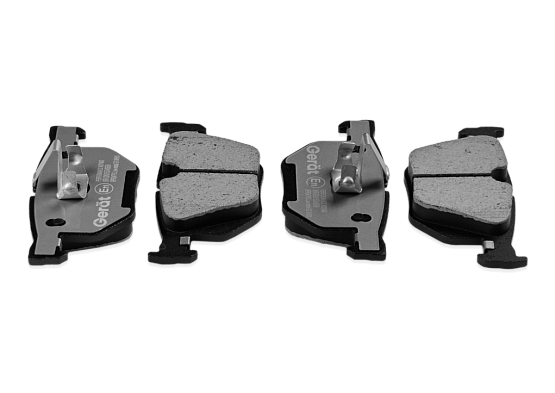 Задние тормозные колодки Gerat BPR047PG Low-metallic